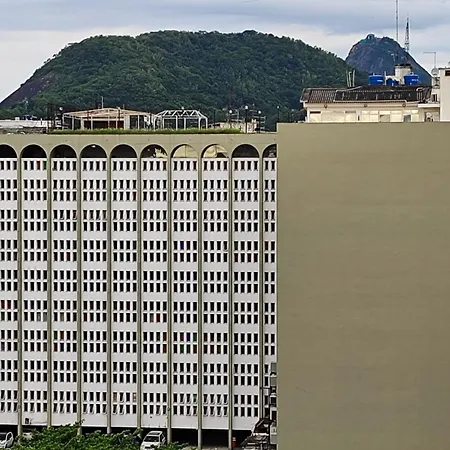 A Uma Quadra Da Praia De Copacabana Rio de Janeiro Exterior photo